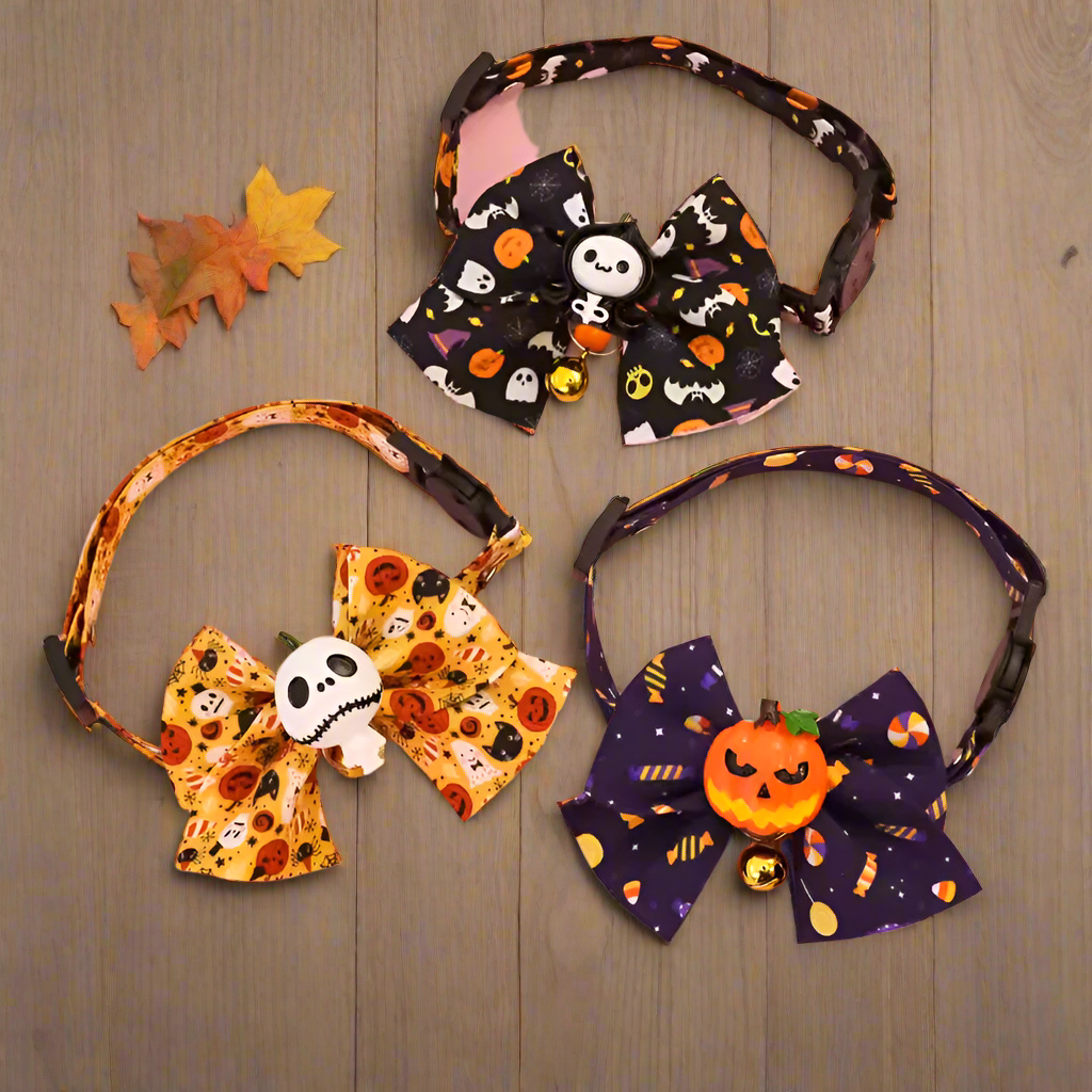 Halloween Cat Collar with Bowtie – Adjustable Safety Buckle Collar for Cats & Small Dogs, Pumpkin Cartoon Pet Necklace (4 Styles)
