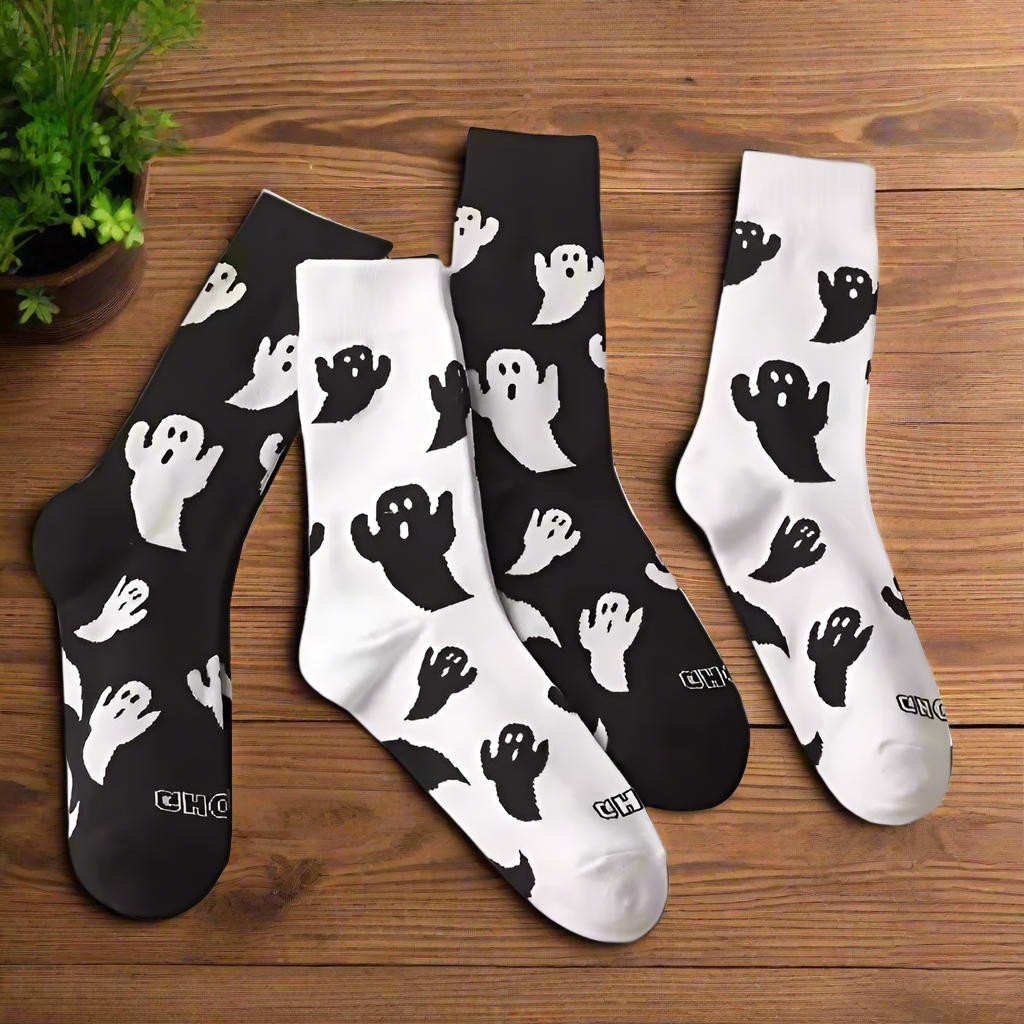 Halloween Ghost Socks – 4 Pack Funny Black & White Cartoon Crew Socks for Women & Men | Spooky Fall Cozy Long Socks | Unisex Gift Set