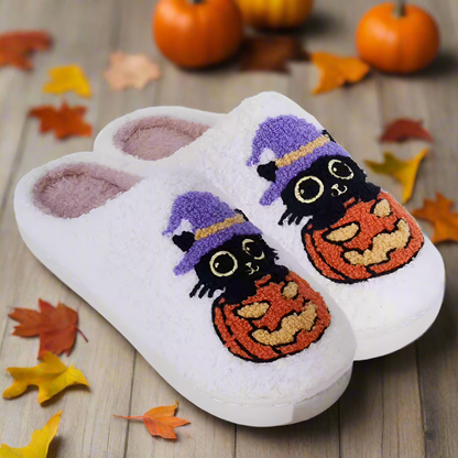 Black Cat Halloween Slippers – Cute Pumpkin Witch Slippers, Fluffy Indoor Shoes, Cozy Fall Bedroom Gift, Spooky Plush House Slippers
