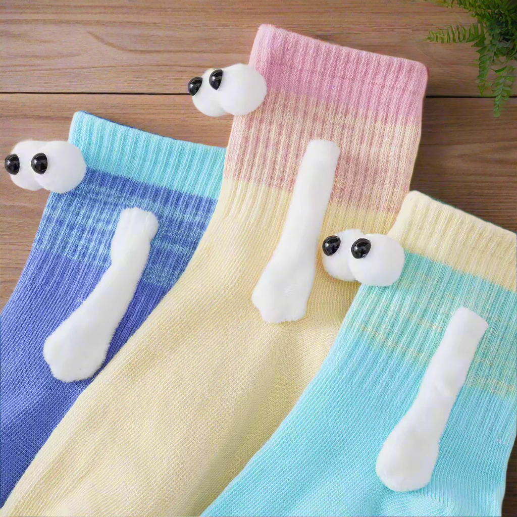 Magnetic Hand-Holding Socks – 5 Pair Set | 3D Cartoon Funny Couple Socks | Matching Best Friend Gift | Unisex Colorful Crew